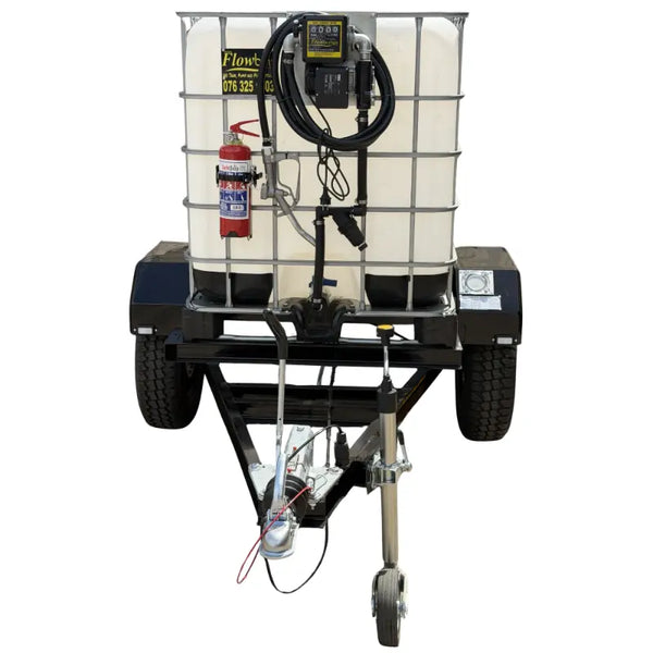 Braked trailer with diesel bowser 1000l